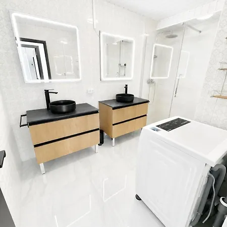 Casas Lidia 180 Views